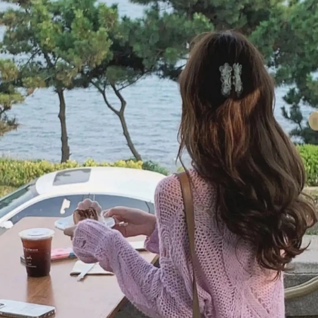 第四楼海报